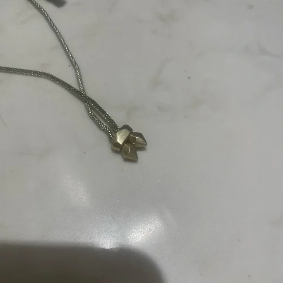 Kendra Scott Iridescent Pendant Necklace - Picture 3 of 3